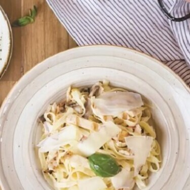 Alfredo Fettucine