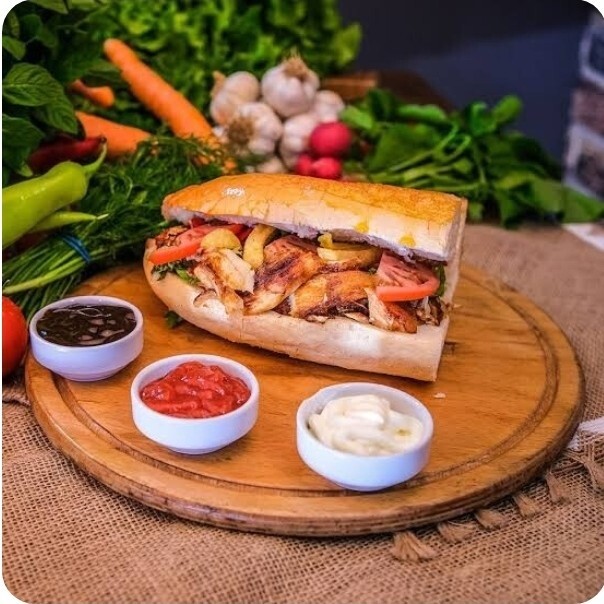 Yarım Ekmek Tavuk Döner (110 Gr)