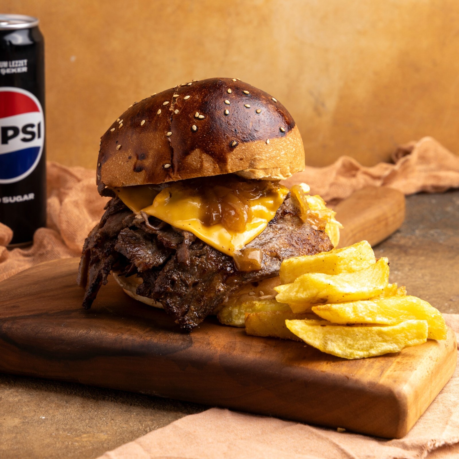 Döner Burger Menü ( 100 gr.)