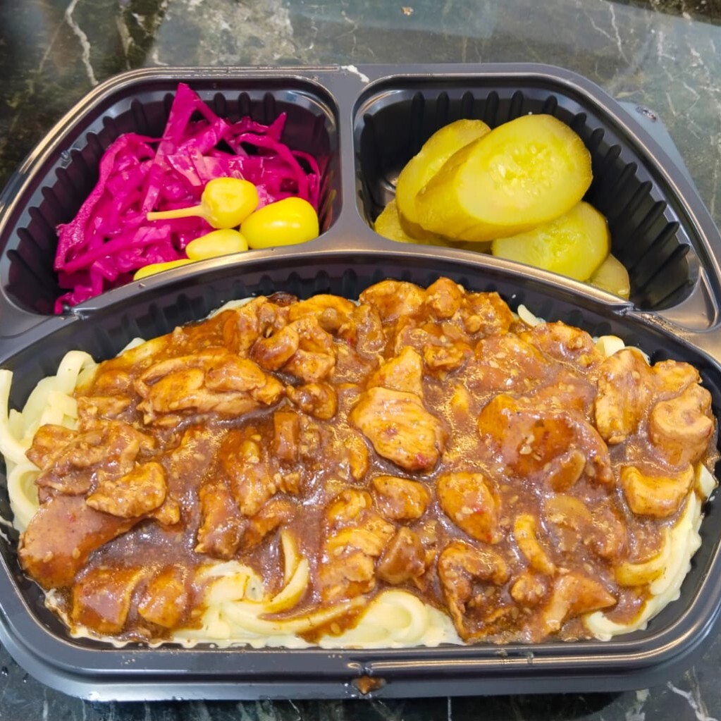 Barbekü Soslu Tavuk & Makarna