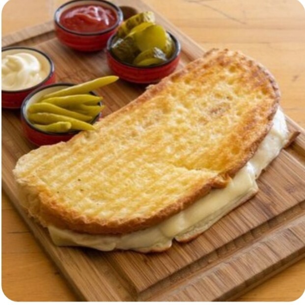 Kaşarlı Tost