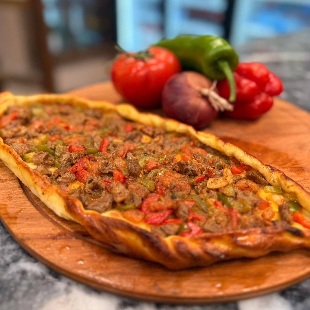 Kuşbaşılı & Kaşarlı Pide