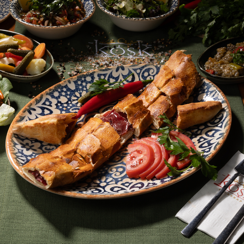 Pastırmalı Pide