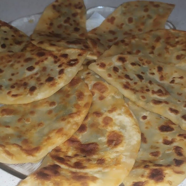 Kaşarlı Börek