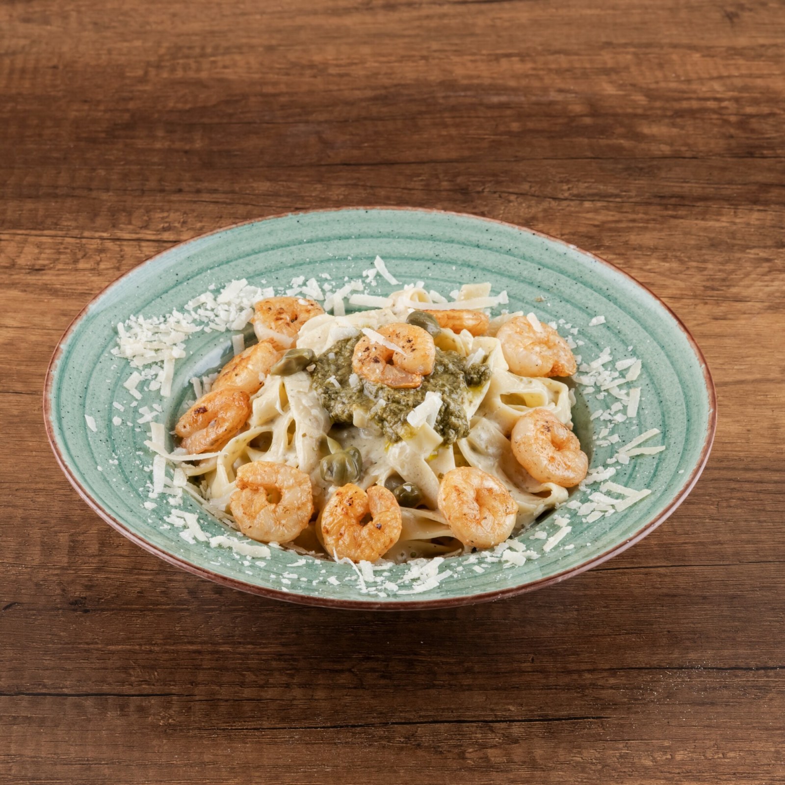 Fettuccine & Pesto Karides