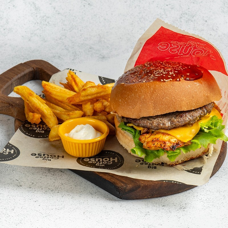 Mix Burger (1179,85 KCal)