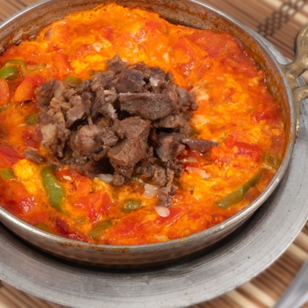 Tereyağlı Kavurmalı Menemen