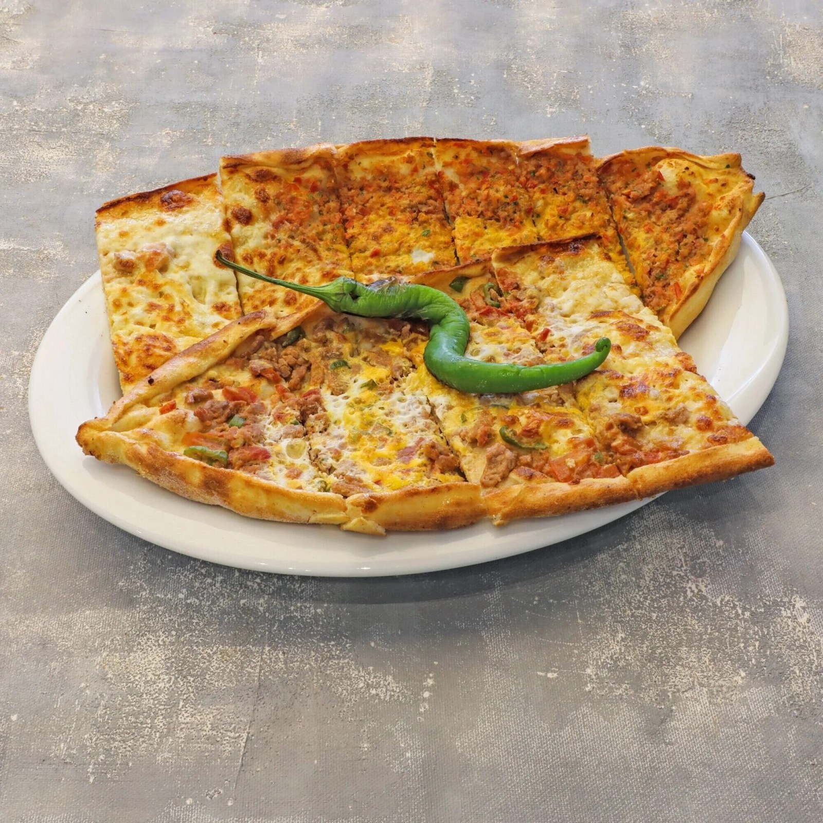 Karışık Pide