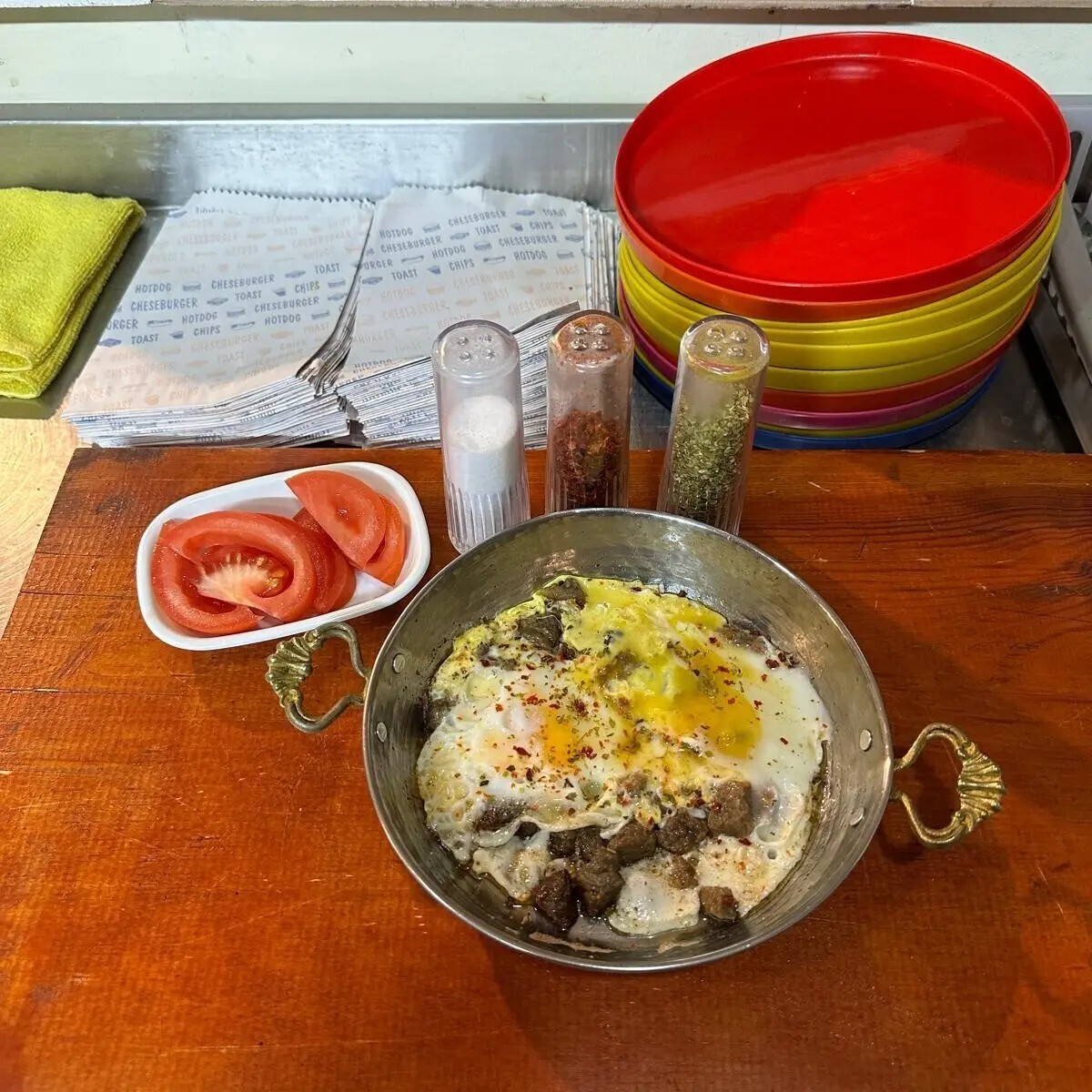Kavurmalı Yumurta