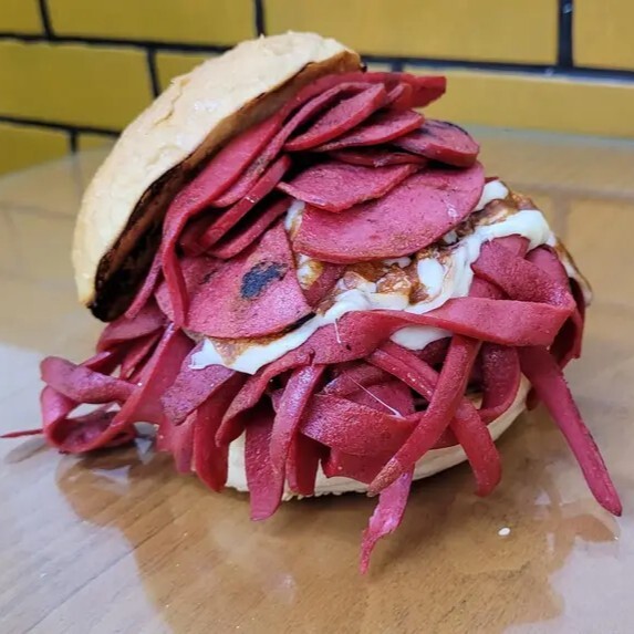 Duble Karışık Hamburger + 330 Ml. Coca Cola