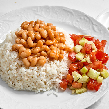 1.5 Porsiyon Salatalı Kuru Fasulyeli Pilav (Tavuksuz)