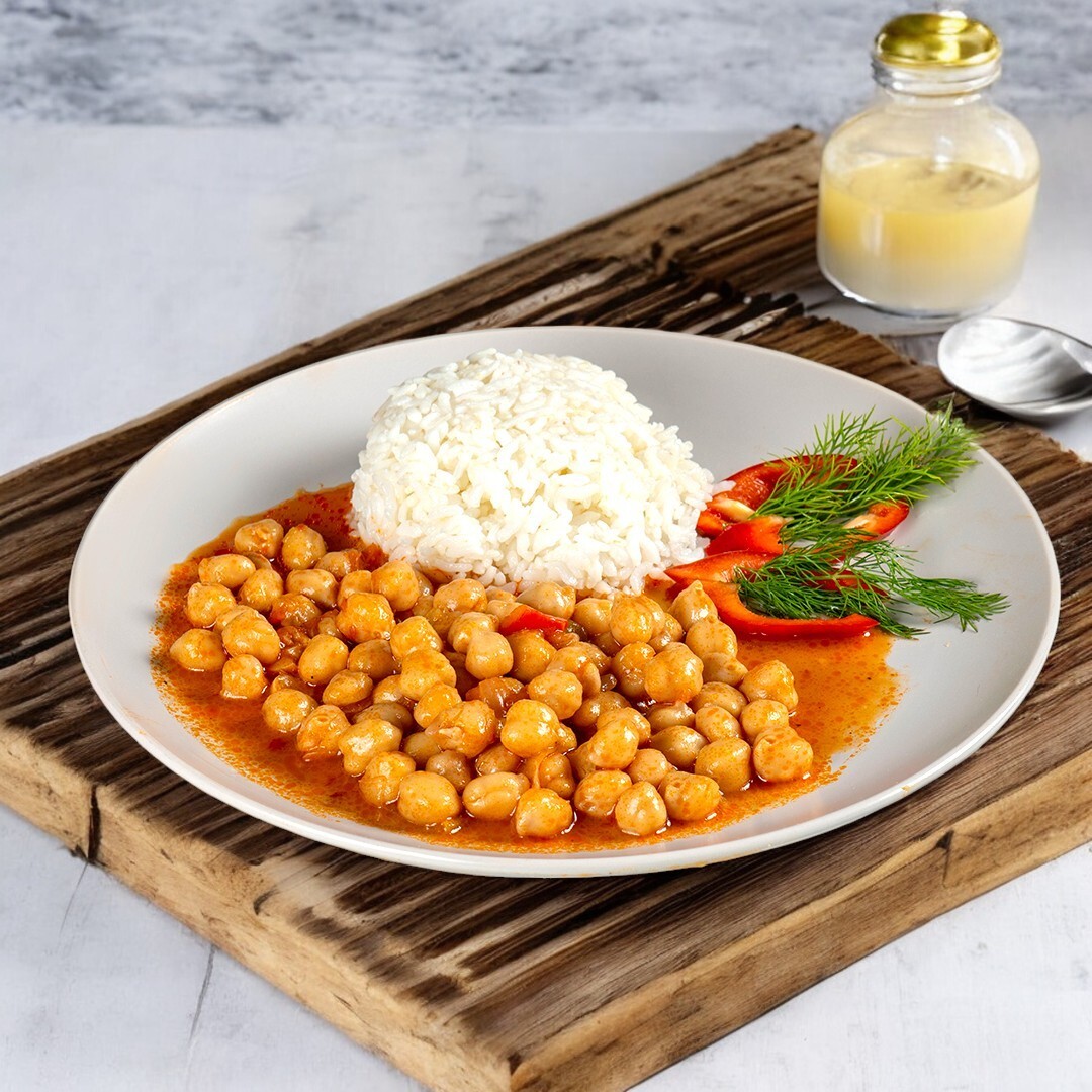Bereket Sofrası (Nohut + Pirinç Pilavı)