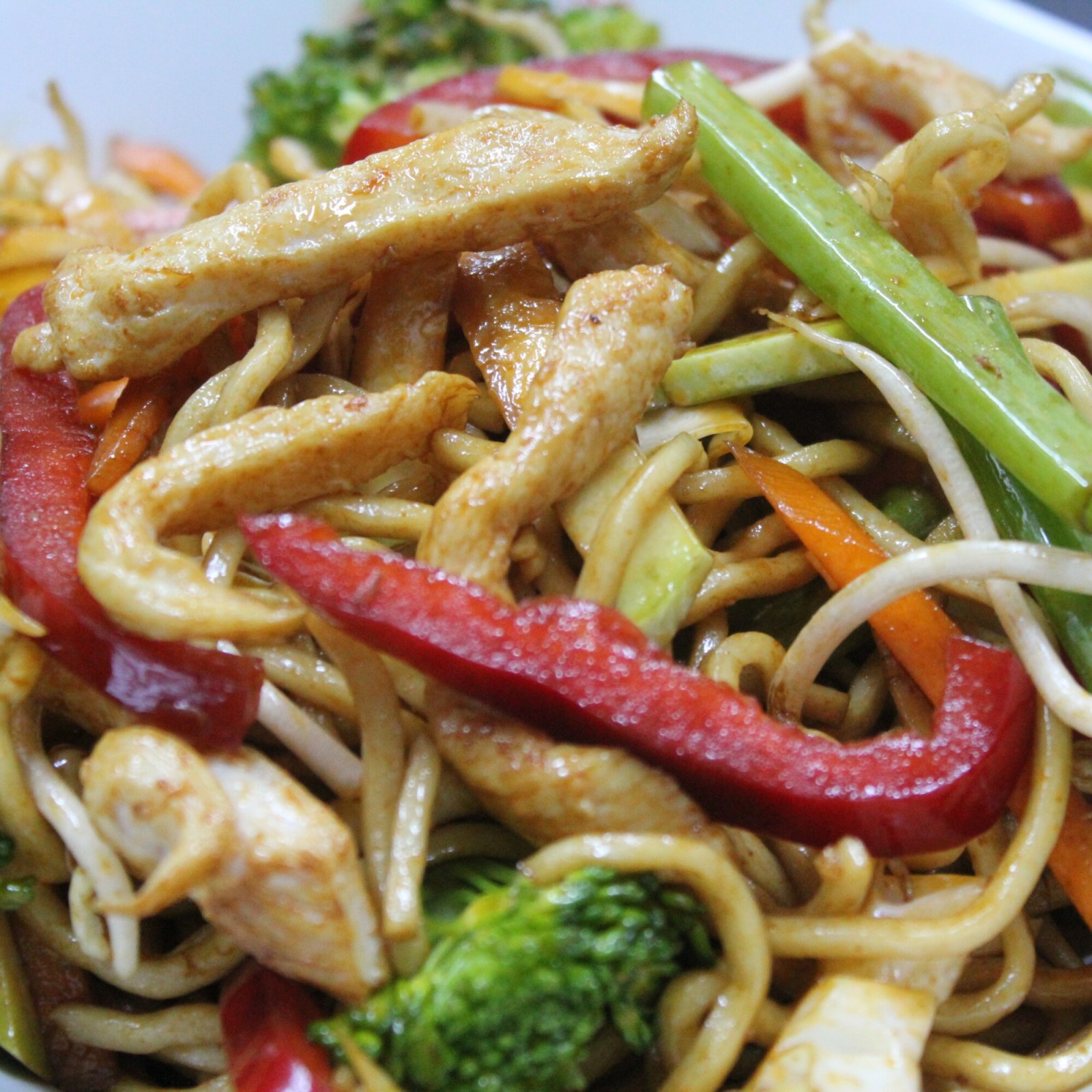72. Tavuklu Noodle