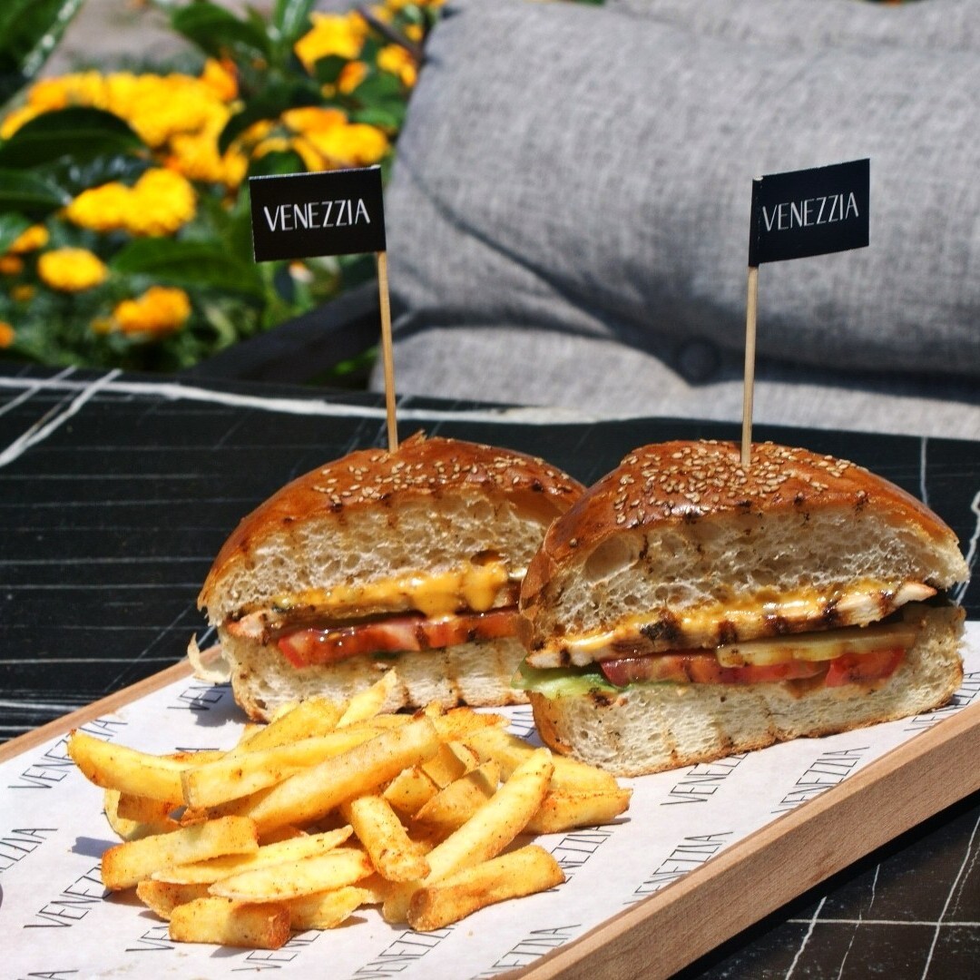 Tavuk Burger