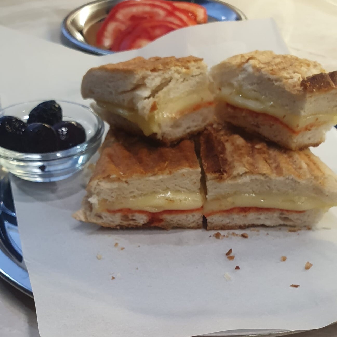 Tam Ekmek Kaşarlı Tost