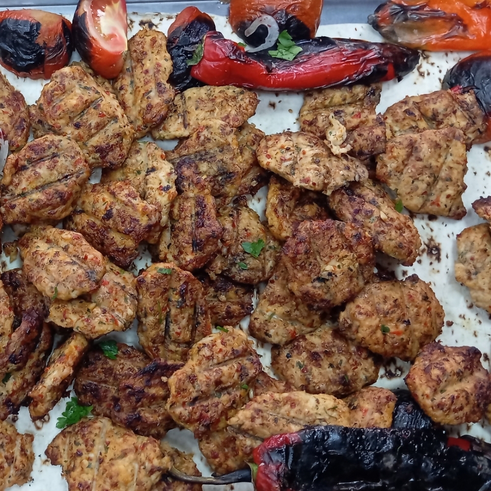 Tavuk Köfte (1 kg)