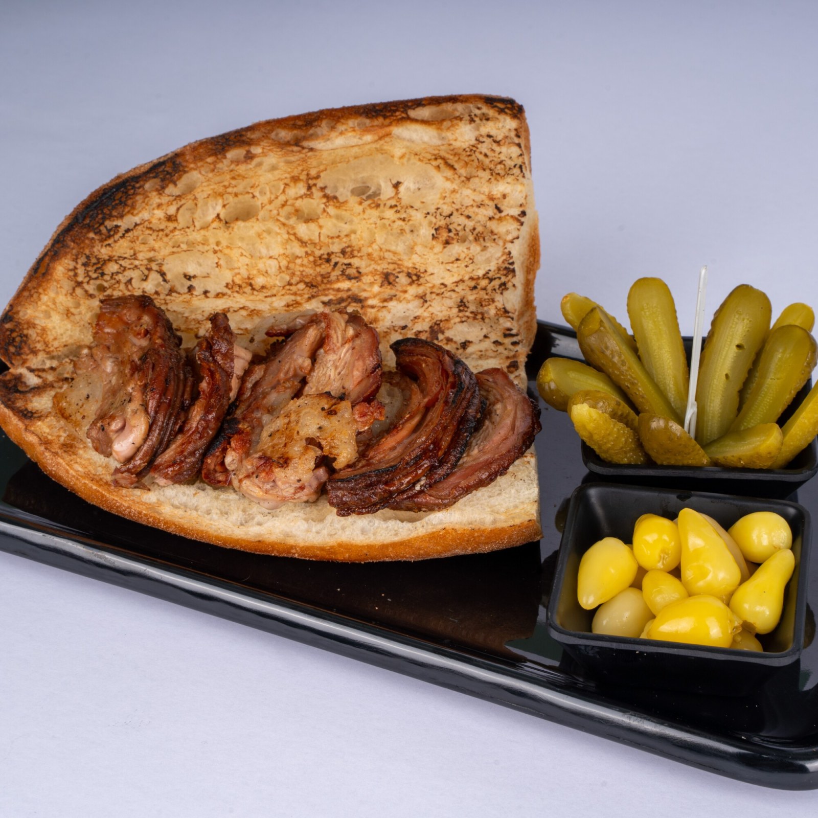 Yarım Ekmek Arası İzmir Usulü Kuzu Kokoreç