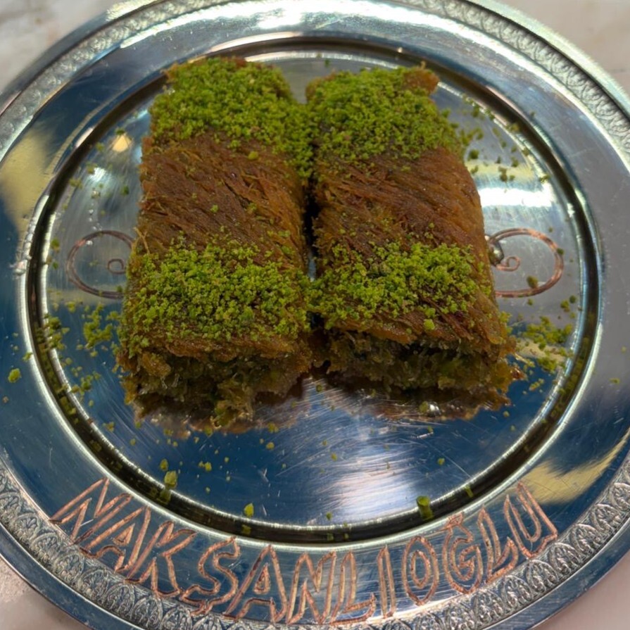 Antep Fıstıklı Burma Kadayıf