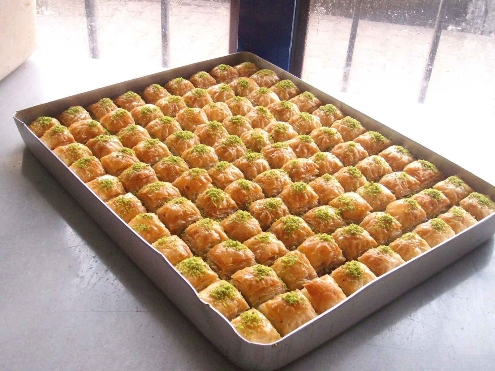 Fıstıklı Özel Baklava (Tepsi)