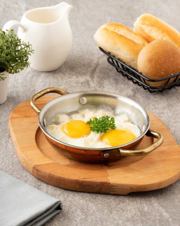 Beyaz Peynirli Yumurta