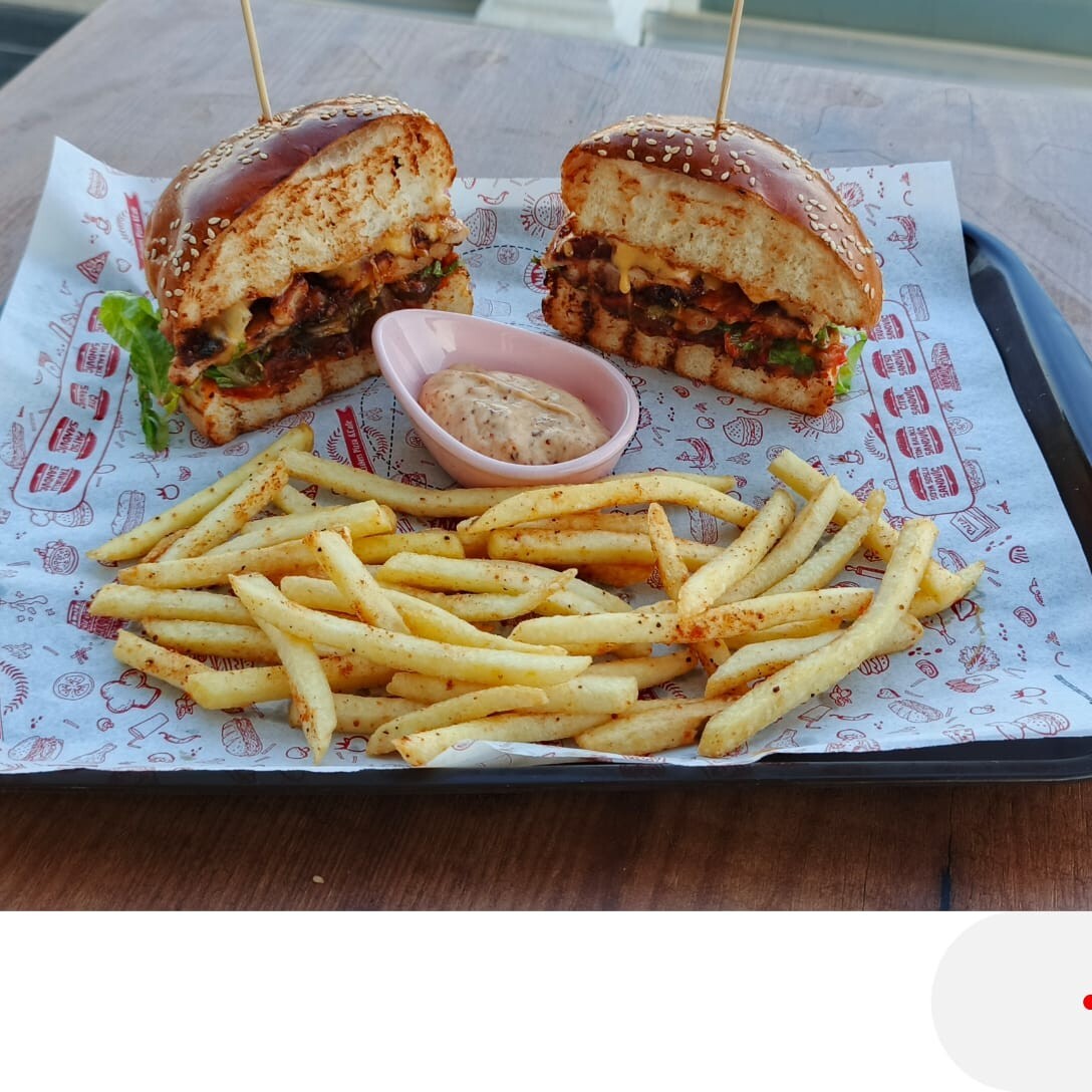 Hot Chicken Burger