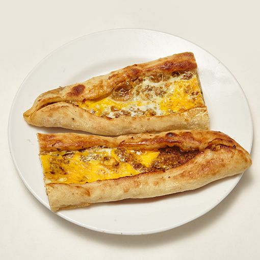 NFC Yumurtalı Kıymalı Kaşarlı Pide