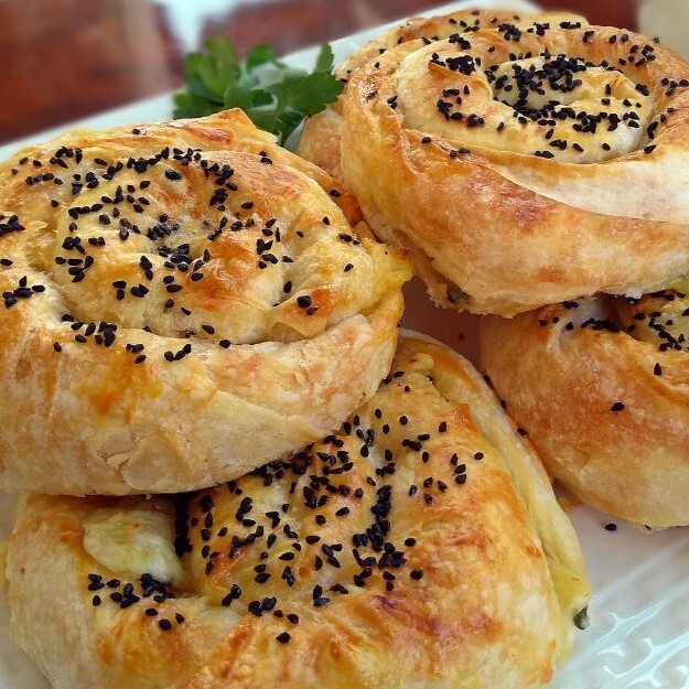 Patatesli Gül Böreği