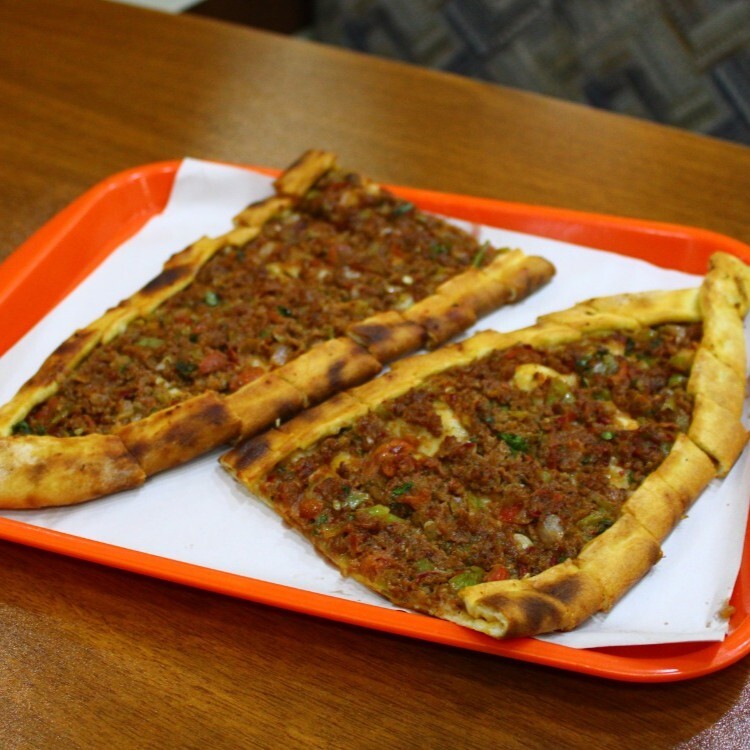 Kıymalı Pide