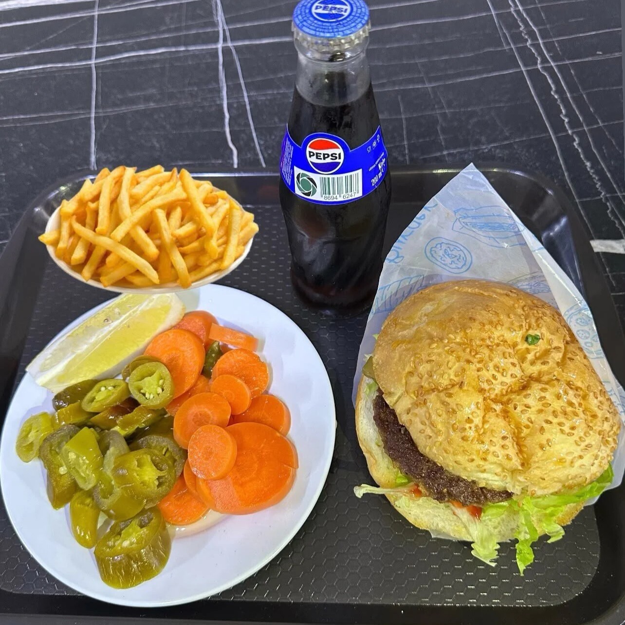 Et Burger Menü