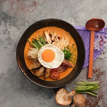 128 Hiyashi Chuka (Soğuk Ramen)