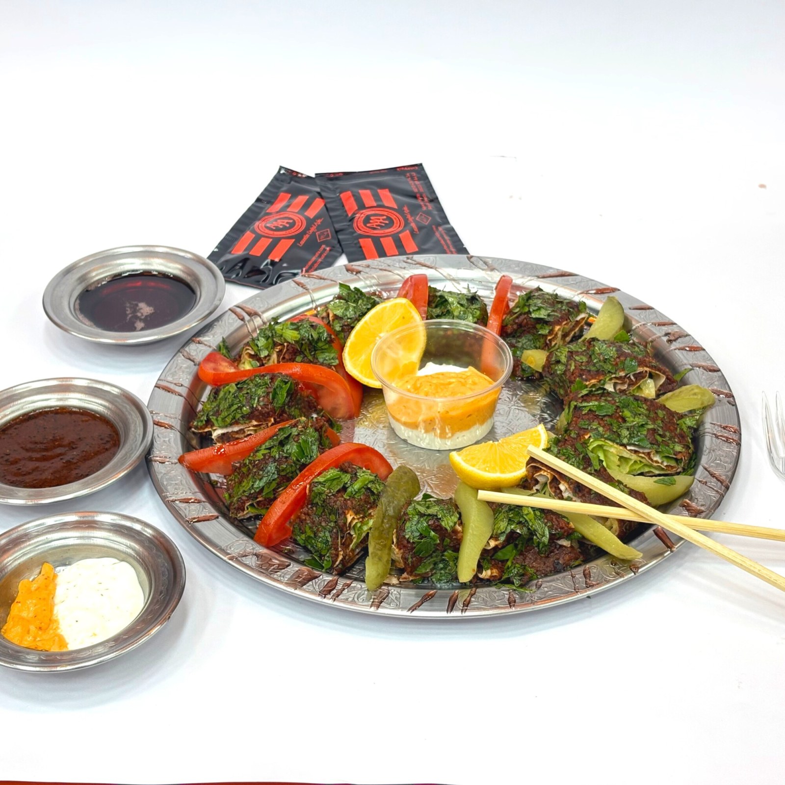 Akdeniz Roll Sushi Çiğ Köfte