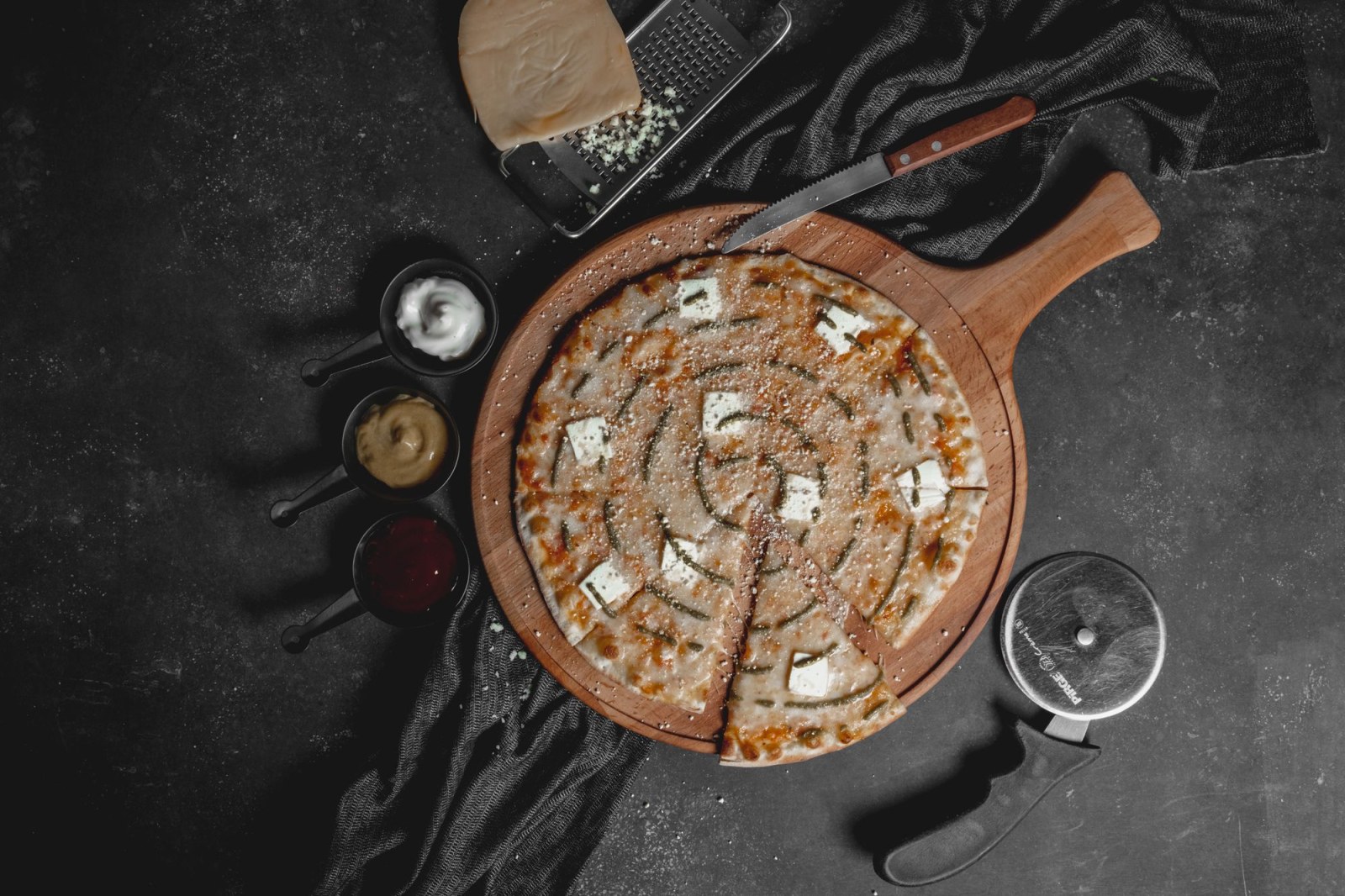 Dört Peynirli Pizza (Küçük Boy)