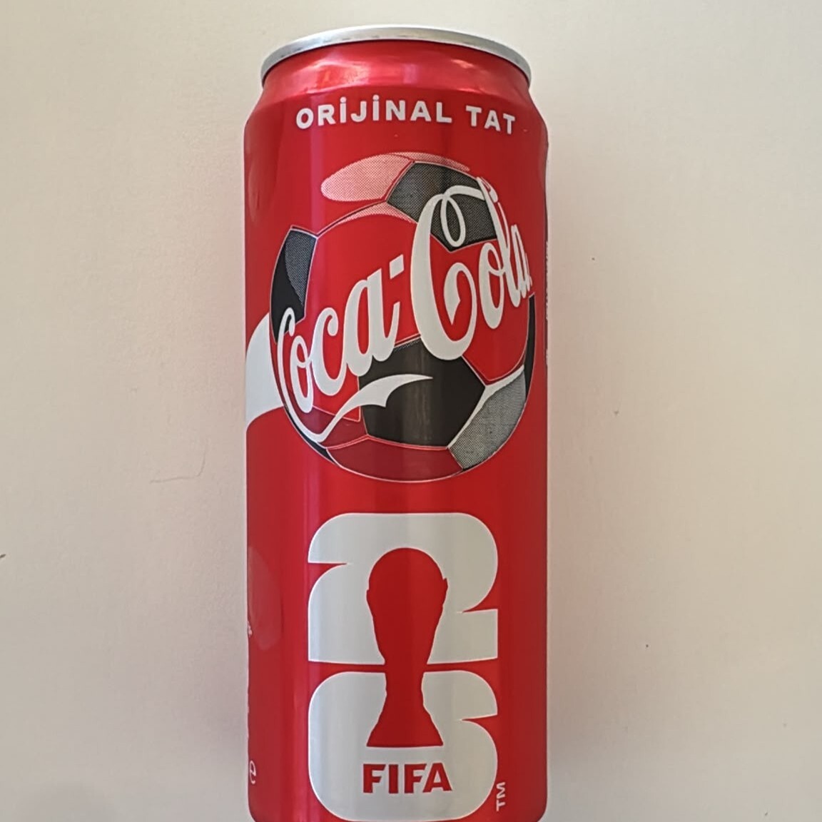 Coca-Cola (330 ml)