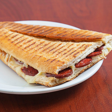 Yarım Ekmek Karışık Tost