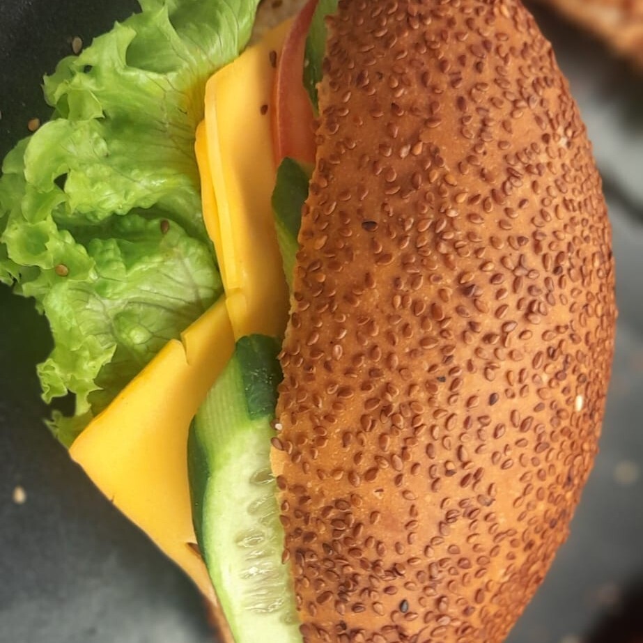 Chedar Peynirli Sandviç