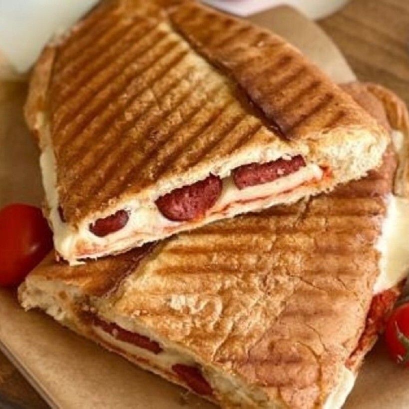 Sanayi Kaşarlı Tost Tam Ekmek