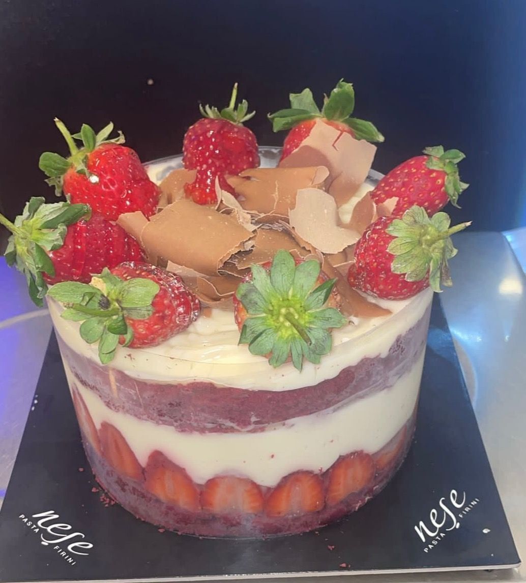 Akan Pasta (4 Kişilik)