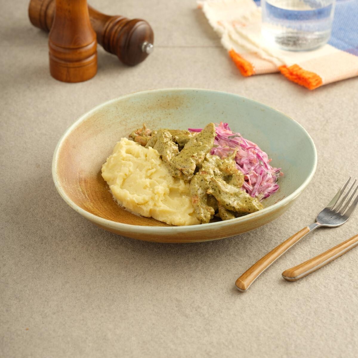 Pesto Soslu Tavuk