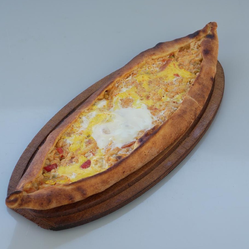 Tavuklu Yumurtalı Pide