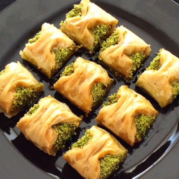 Fıstıklı Cimcik Baklava 1000 Gr