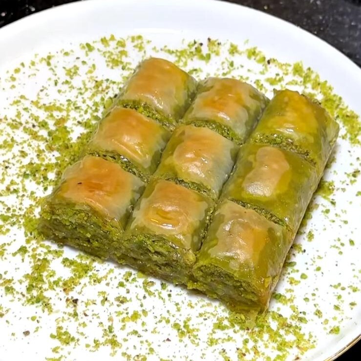 Fıstıklı Özel Baklava (1000gr)