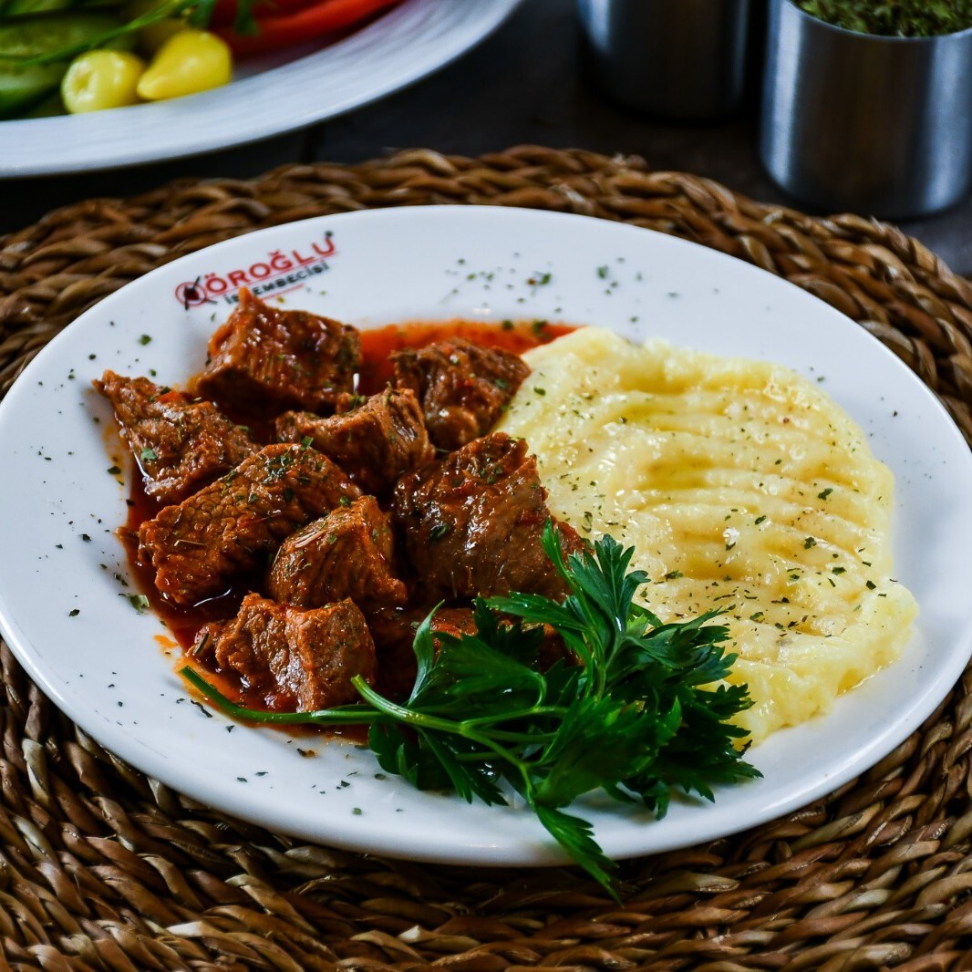 Tas Kebabı