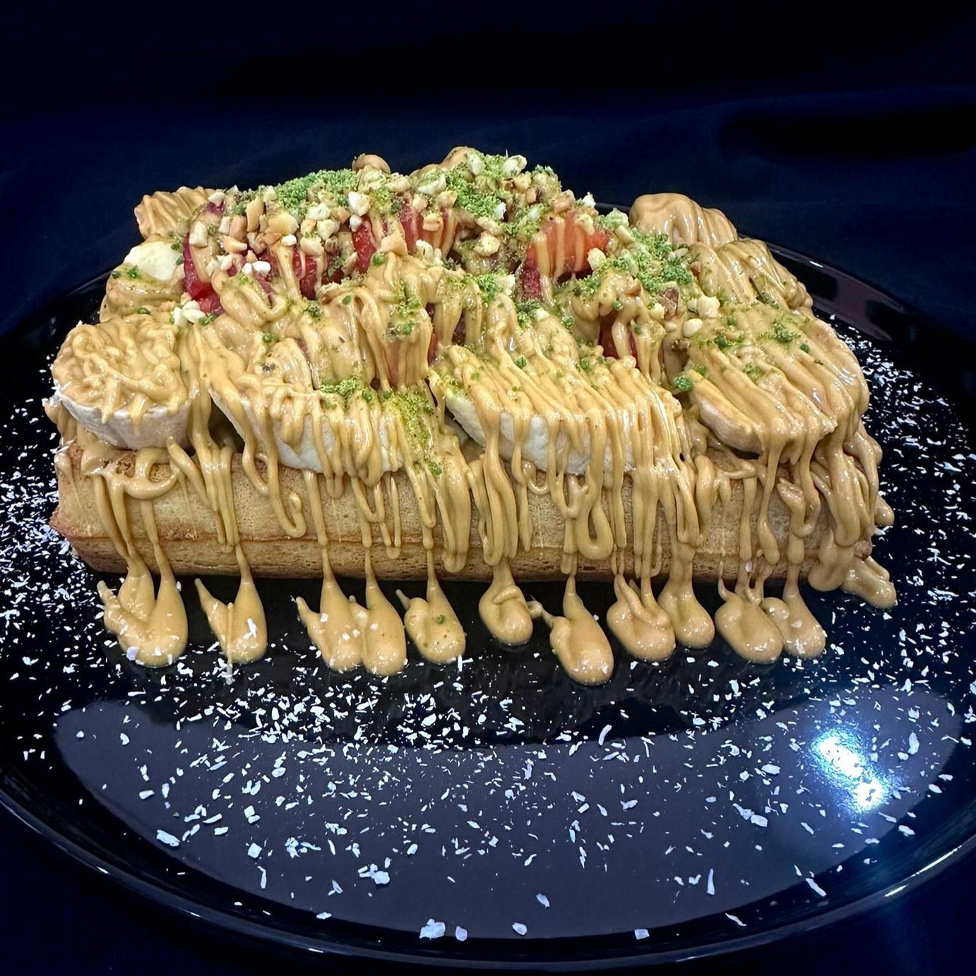 Karamel Şelalesi Waffle (Tek Kişilik)