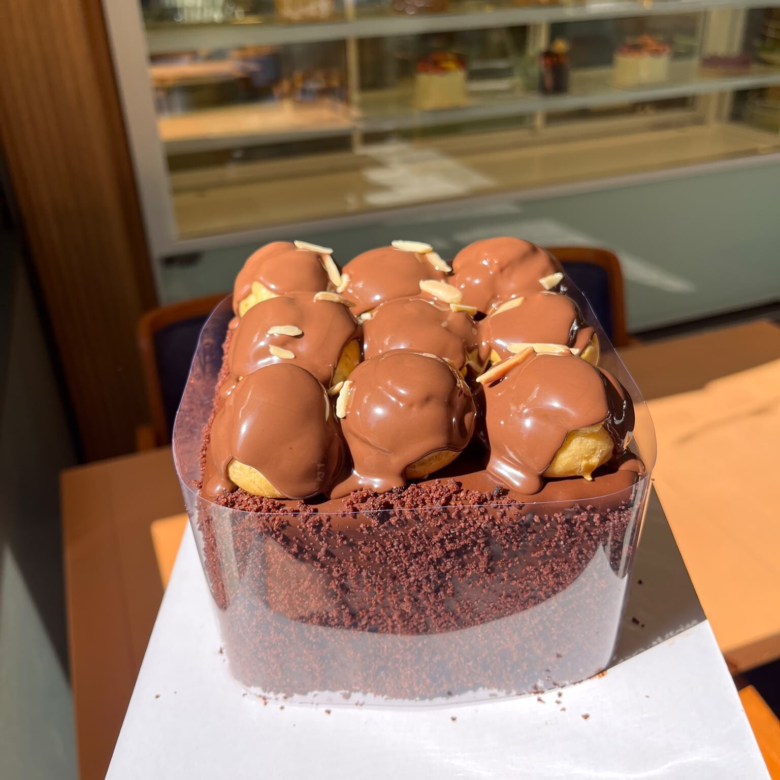 Kare Profiterol Yaş Pasta (6 Kişilik)