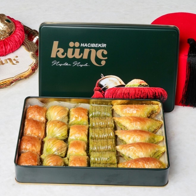 Metal Kutuda Karışık Baklava (Silver)
