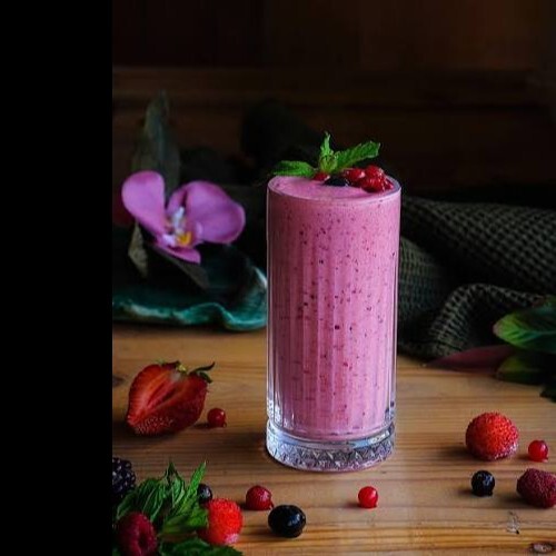 Orman Meyveli Smoothie