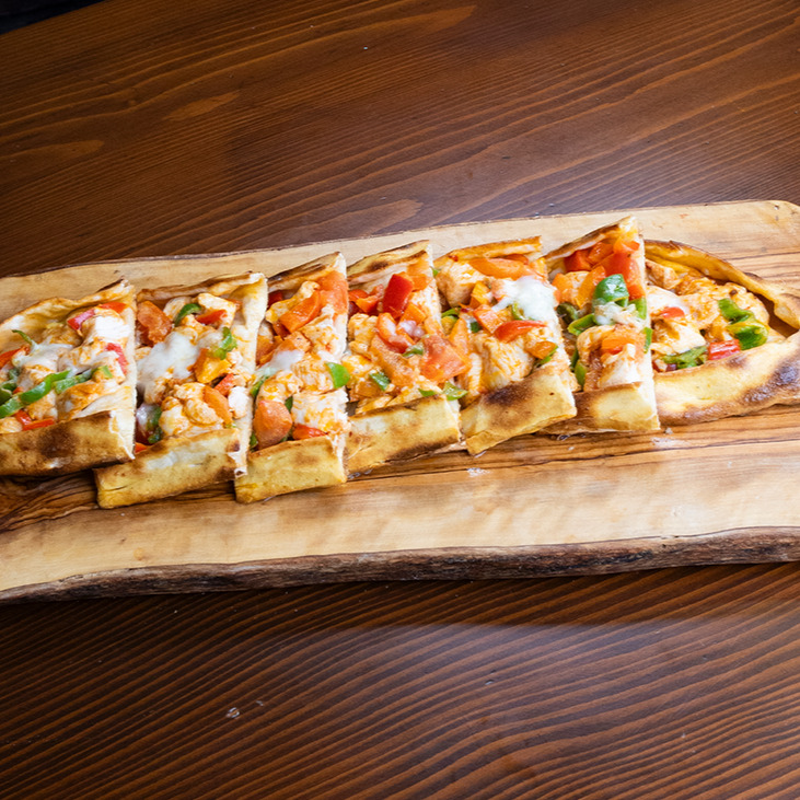 Tavuklu Pide