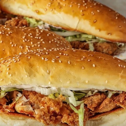 Sandviç Ekmeğine Tavuk Burger