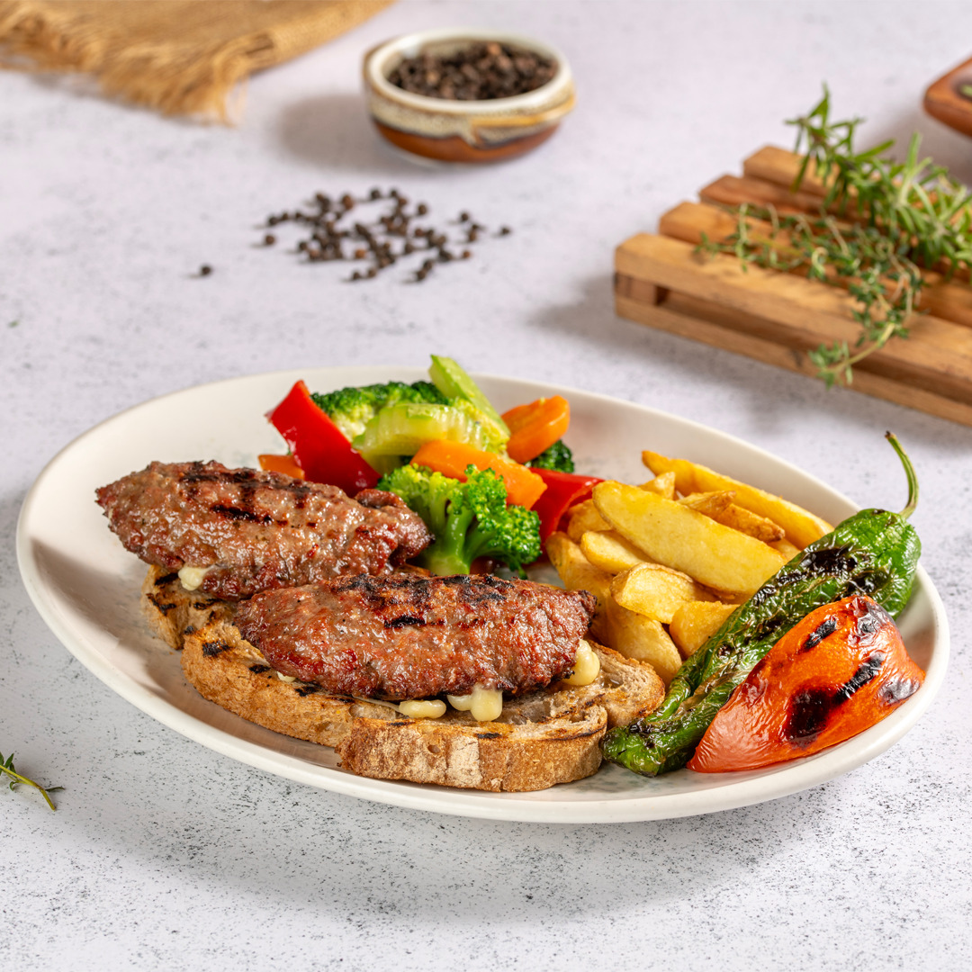 Kaşarlı Köfte
