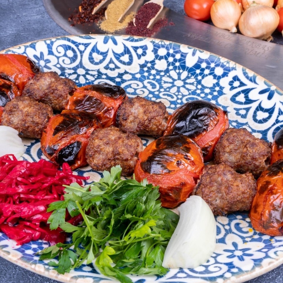 Domatesli Kebap